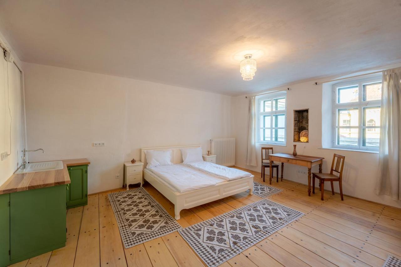 Aparthotel Casa Josef Bacon - La Strada - Sighişoara Esterno foto