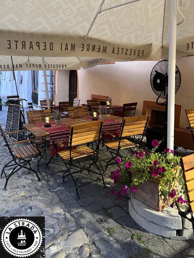 Aparthotel Casa Josef Bacon - La Strada - Sighişoara Esterno foto