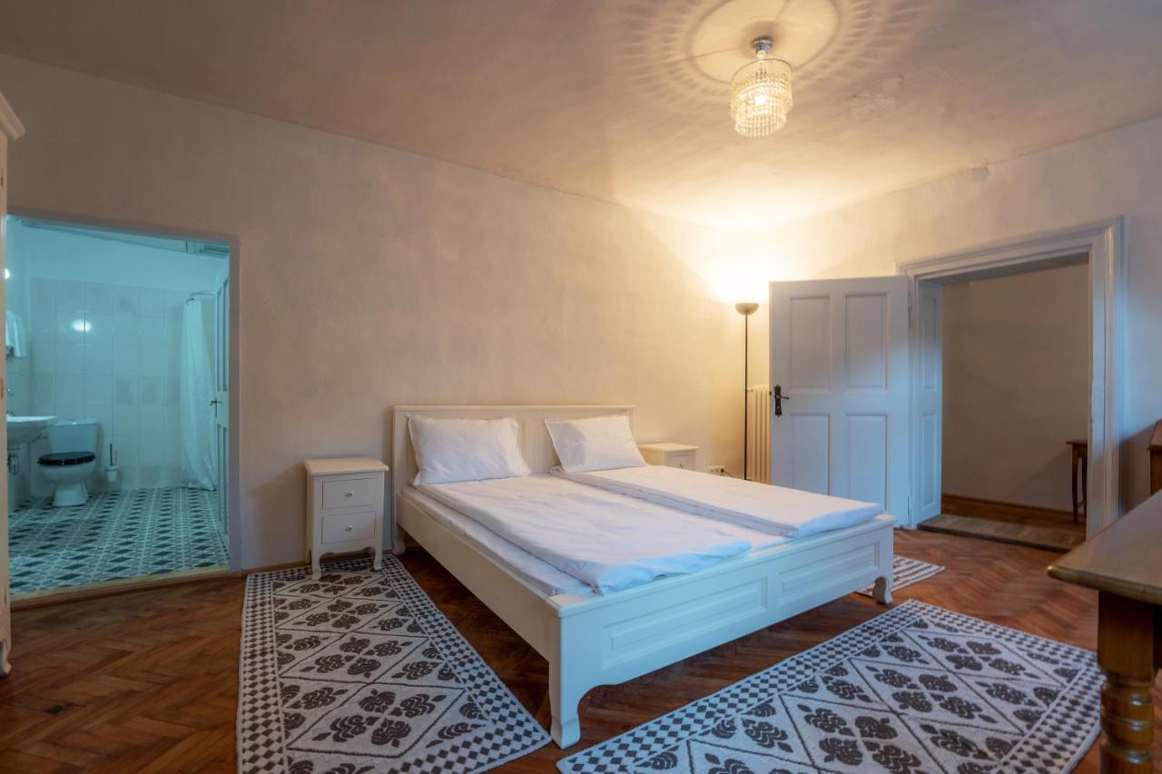 Aparthotel Casa Josef Bacon - La Strada - Sighişoara Esterno foto